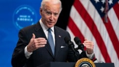 Joe Biden hat in einem Interview mit der BBC ordentlich gegen seinen Nachfolger Donald Trump ...