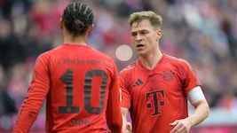 Joshua Kimmich (rechts) und Leroy Sane spielen bei den Bayern künftig nicht mehr zusammen. 